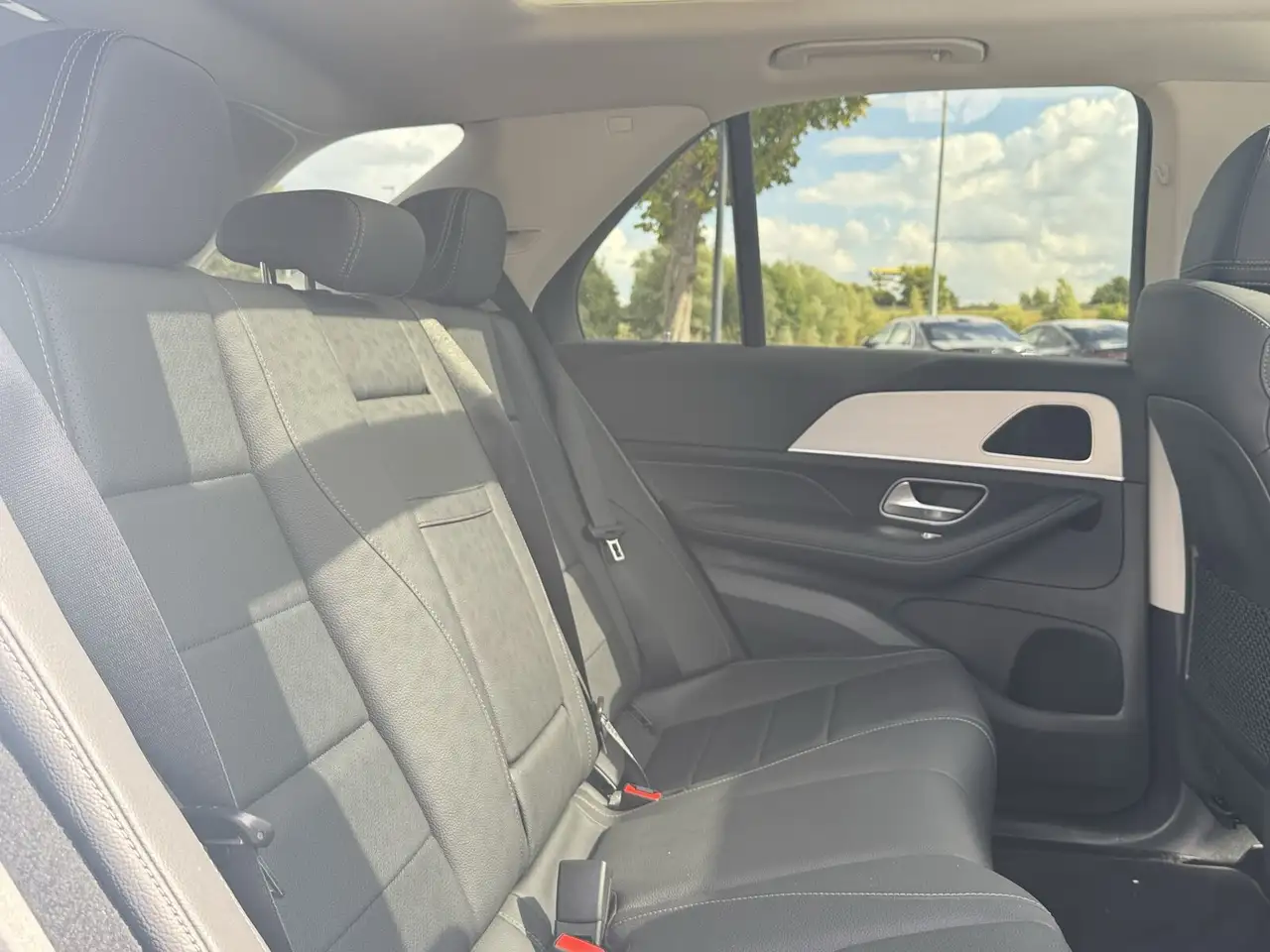 Mercedes-Benz GLE 350 de 4M PanoD Multibeam RüKa AHK 20 Zoll.., миниатюра 17