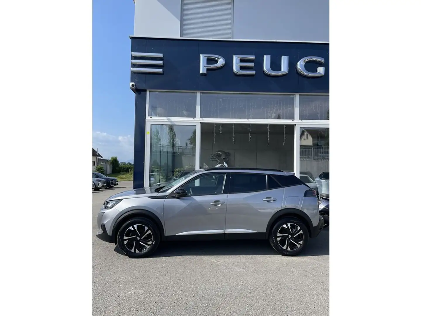Peugeot 2008 Allure Pack Grau - 2