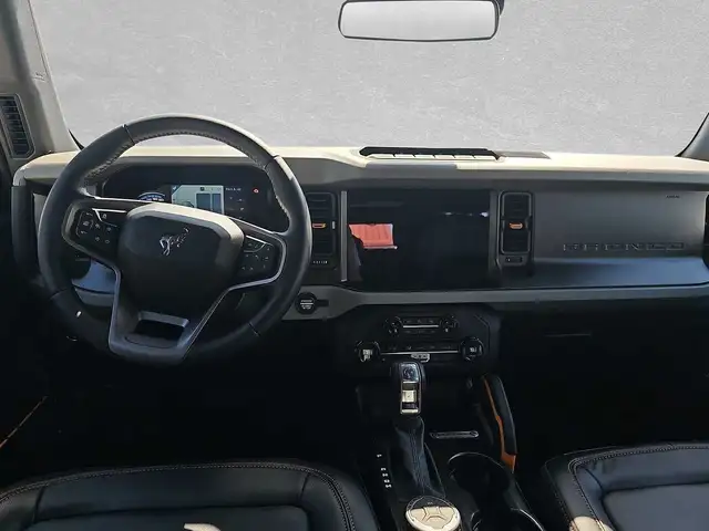 Ford Bronco view 4