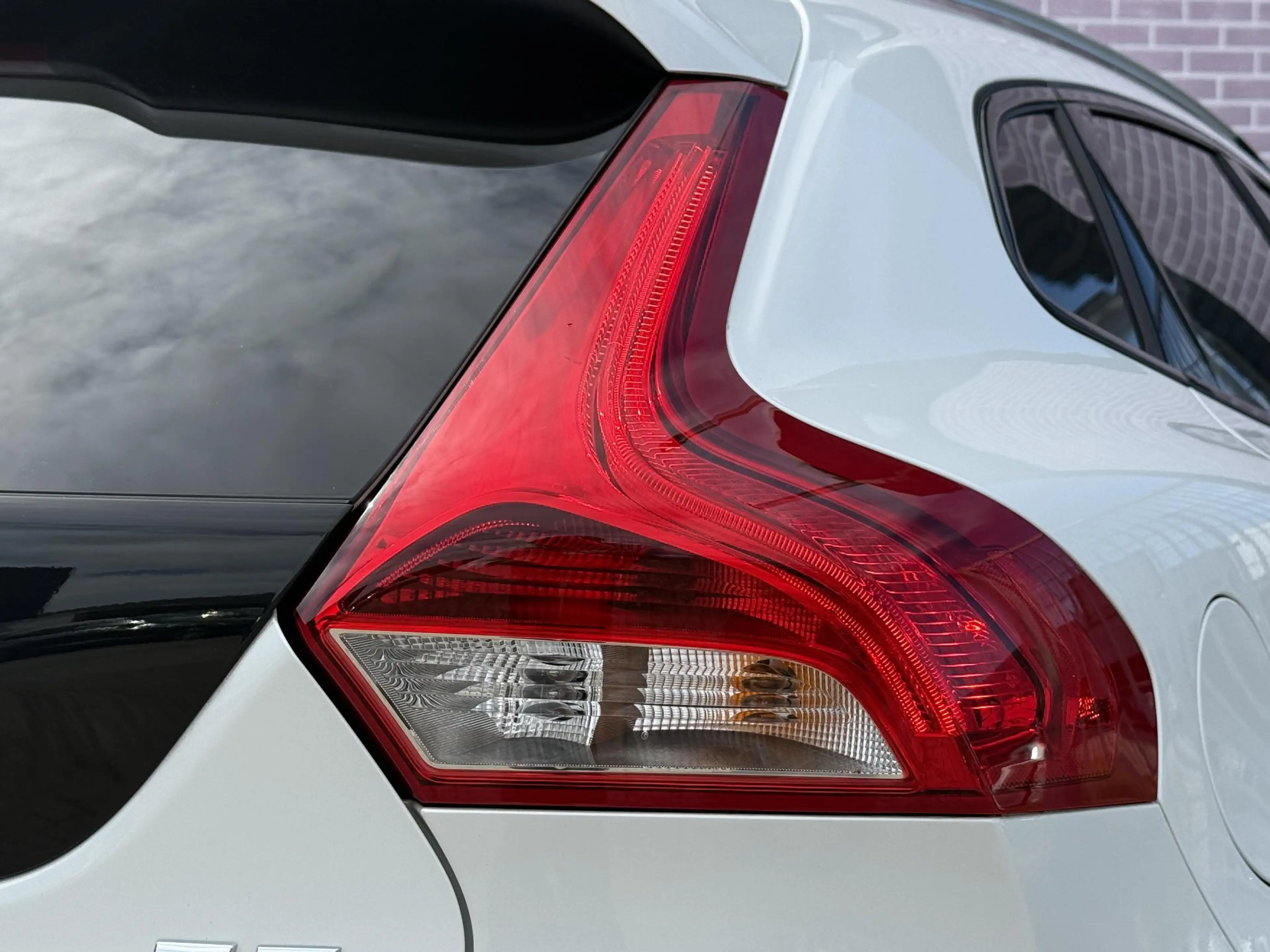 Volvo V40 Cross Country 1.5 T3 Polar+ Luxury | Standkachel | Harman/Kardon — photo 10