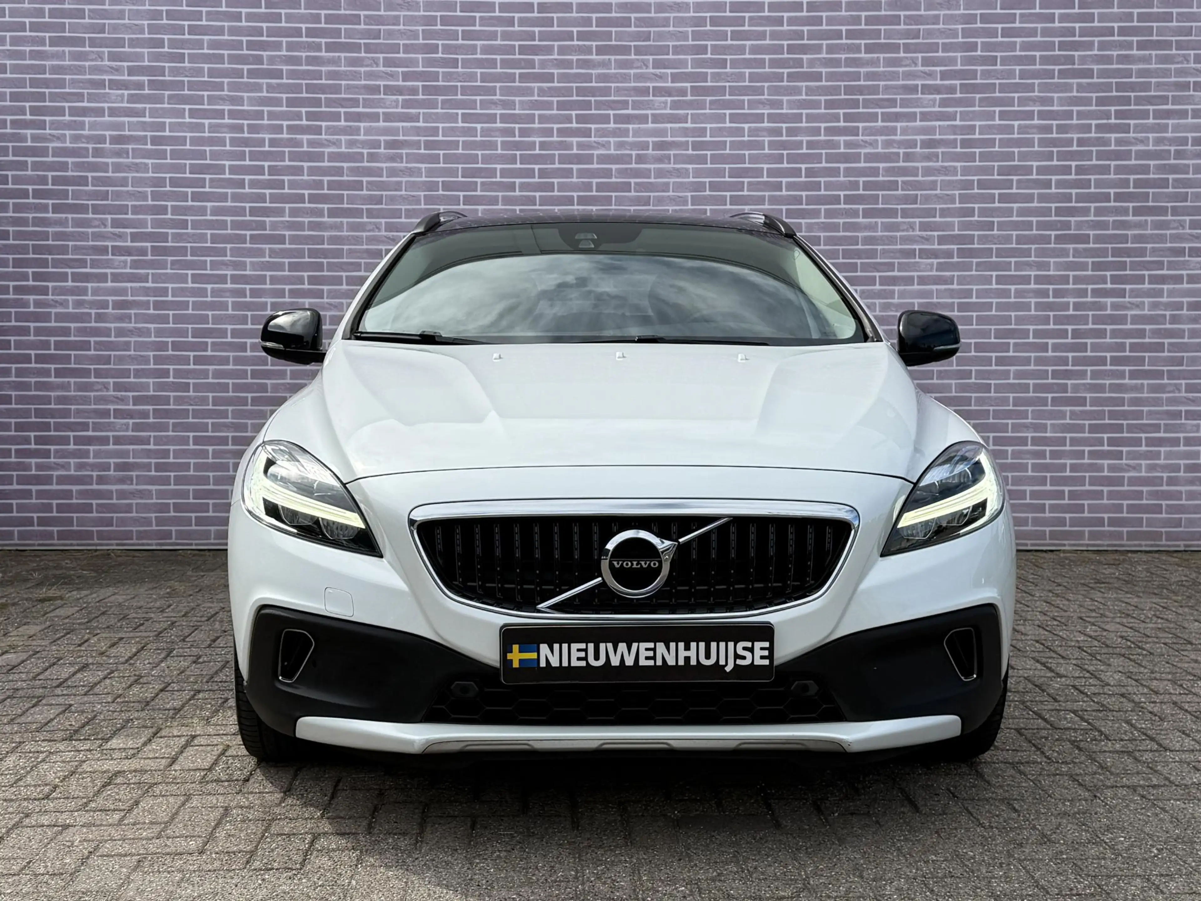Volvo V40 Cross Country 1.5 T3 Polar+ Luxury | Standkachel | Harman/Kardon — photo 14