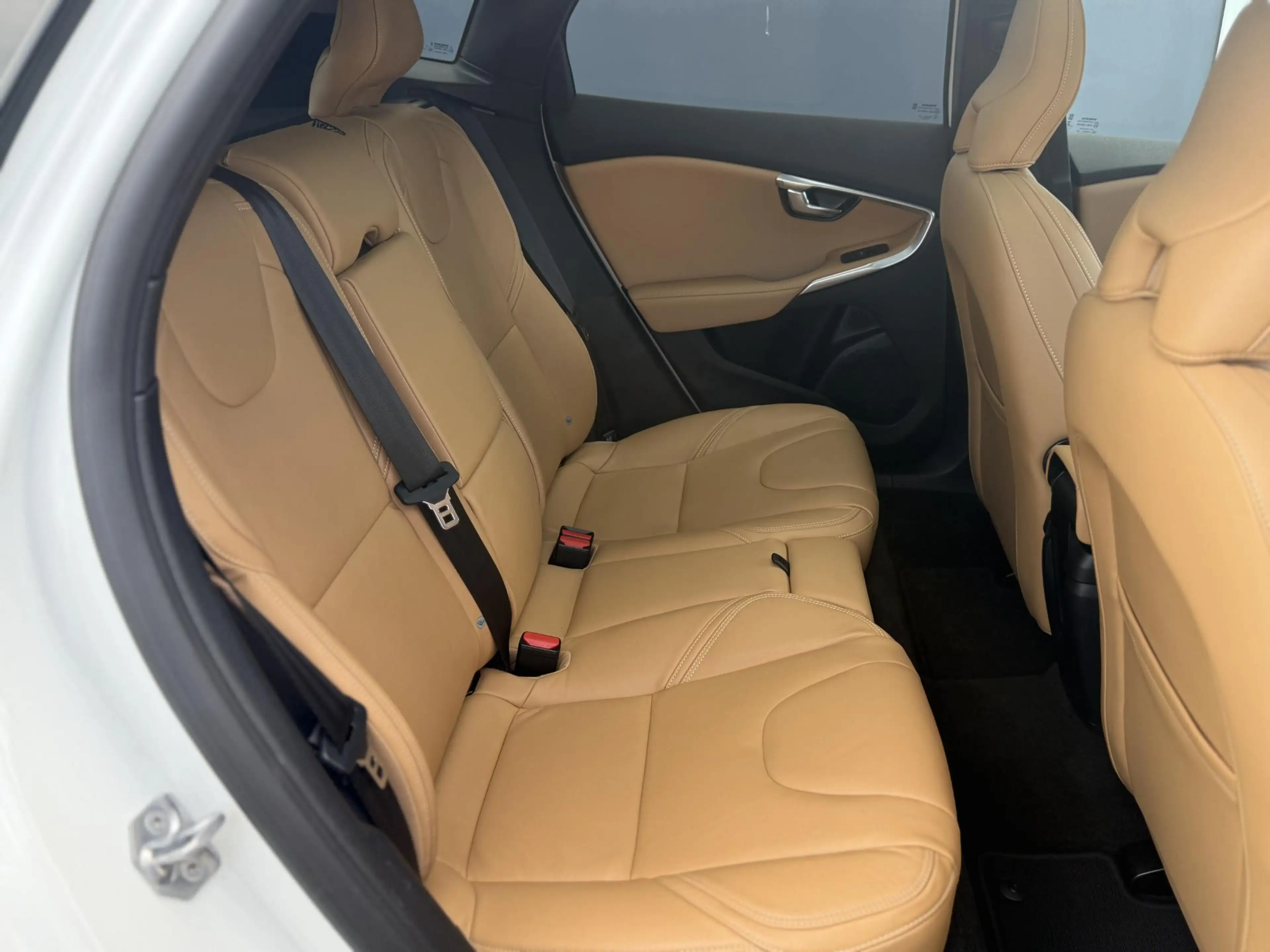Volvo V40 Cross Country 1.5 T3 Polar+ Luxury | Standkachel | Harman/Kardon — photo 6