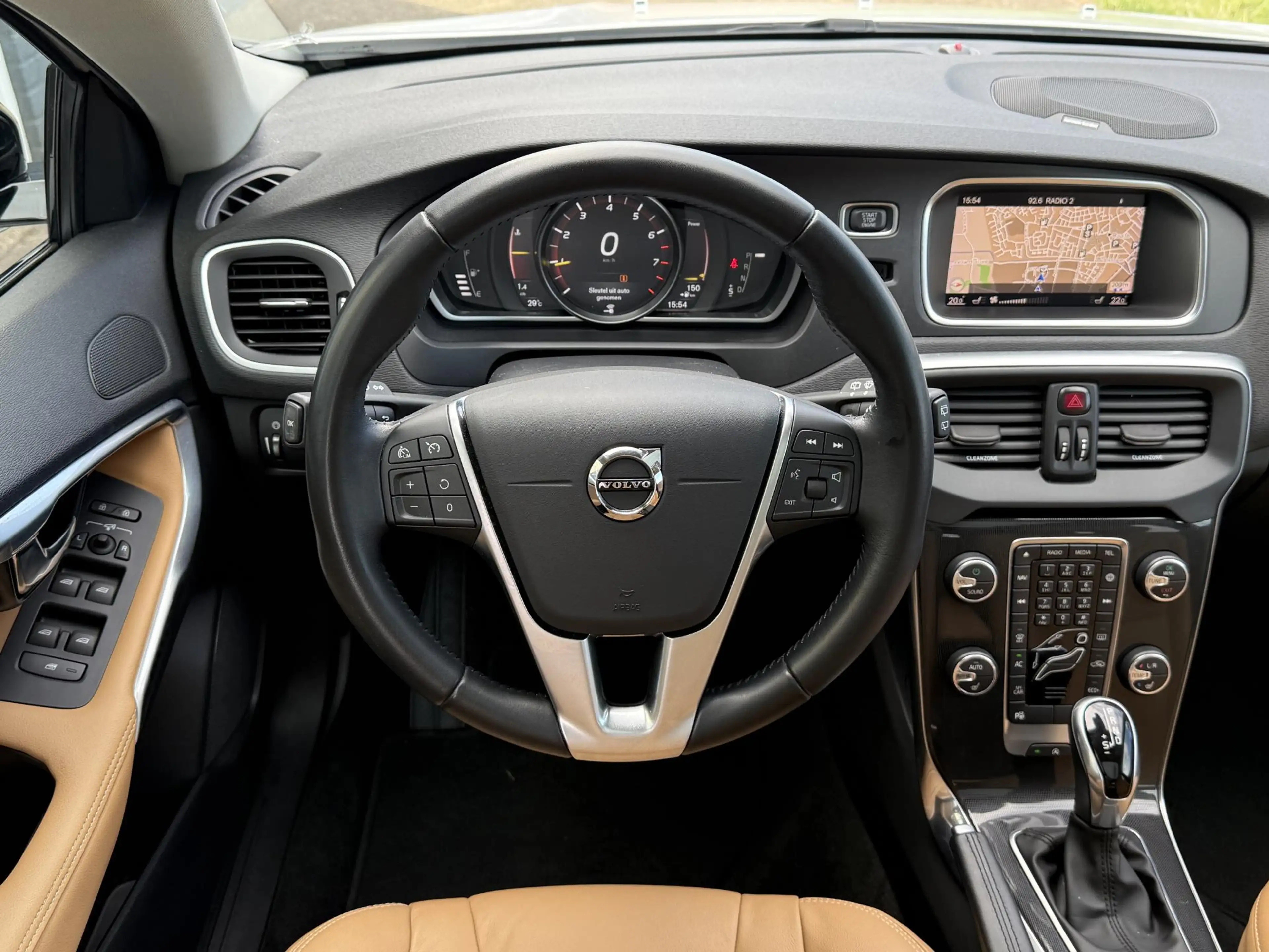 Volvo V40 Cross Country 1.5 T3 Polar+ Luxury | Standkachel | Harman/Kardon — photo 11
