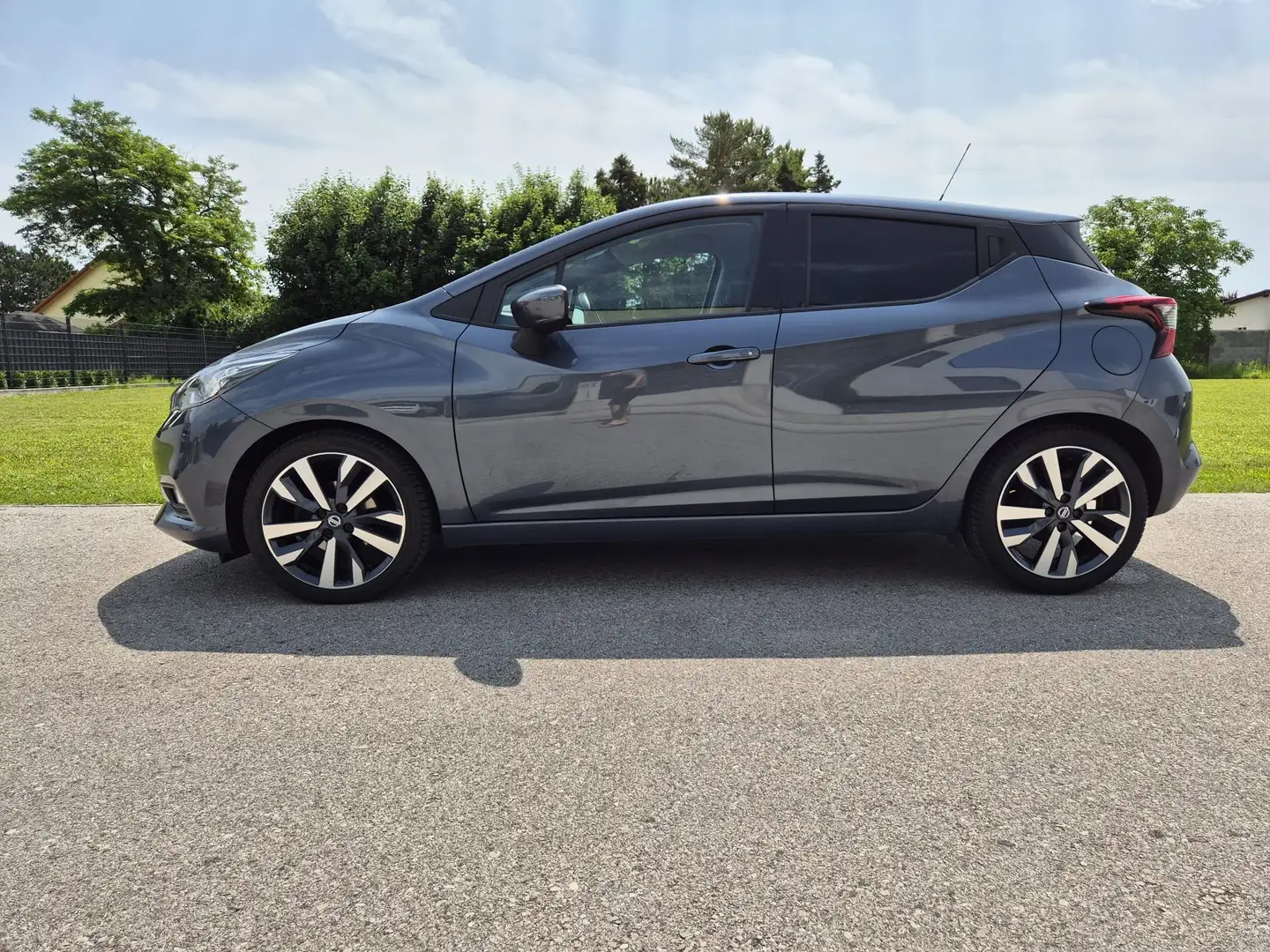 Nissan Micra Micra 0,9 IG-T 90 Tekna Tekna Grau - 2