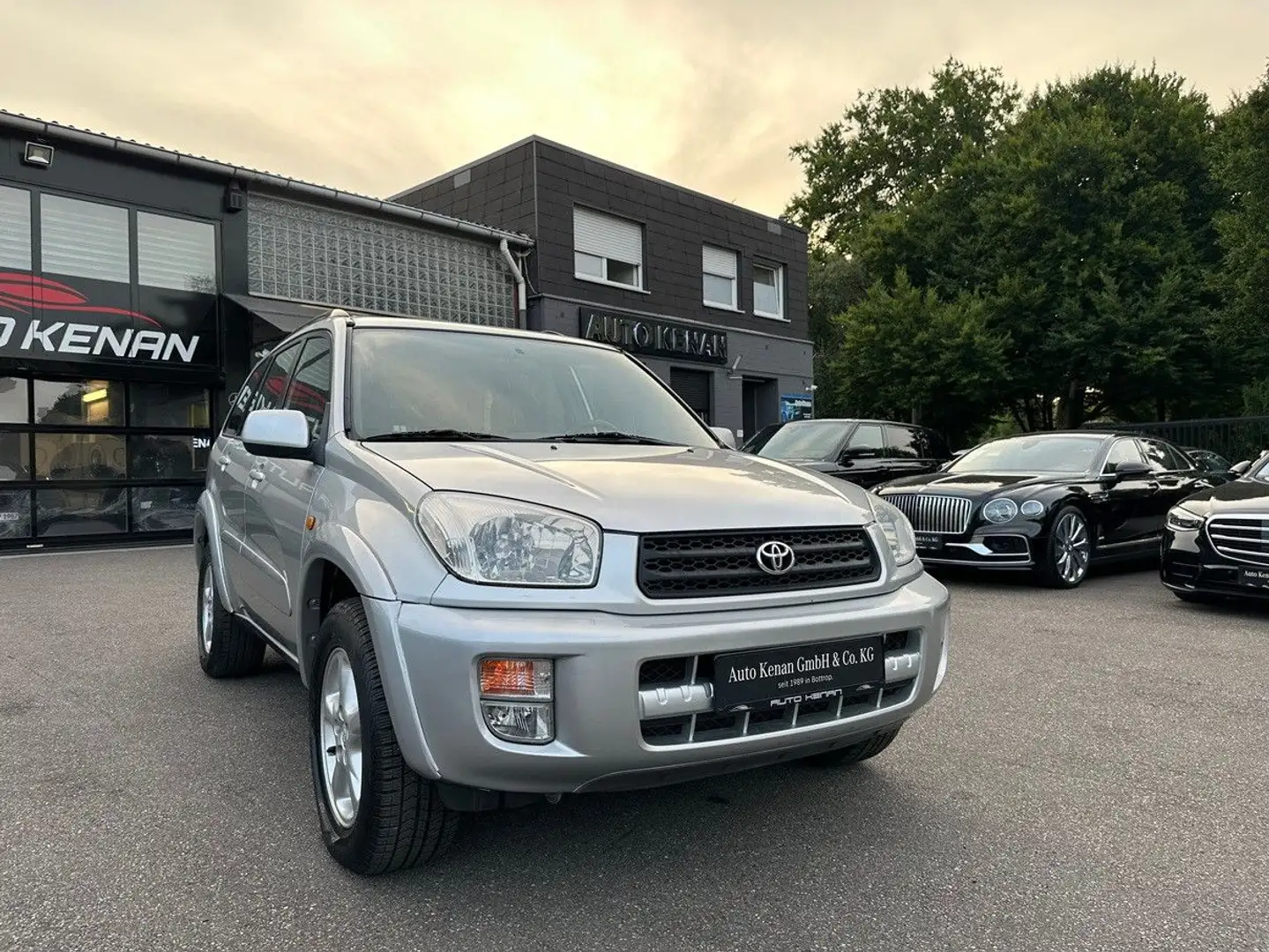 Toyota RAV 4 2.0 4x4 Limited 2Hd/Autom/Rentner1949/TOP Zilver - 1