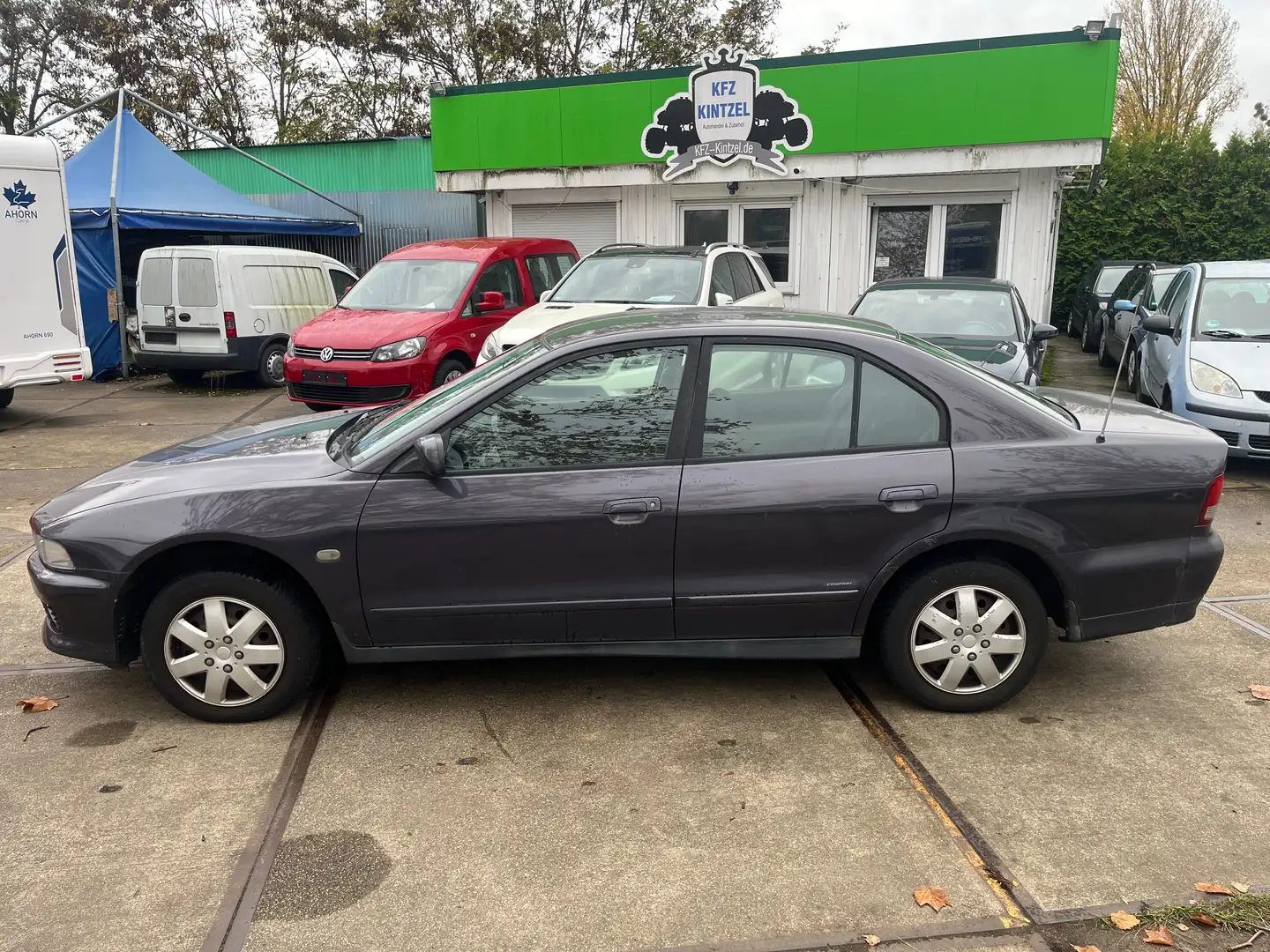 Mitsubishi Galant Limousine 2.0 Automatik Klima *kein Tüv* Fialová - 1