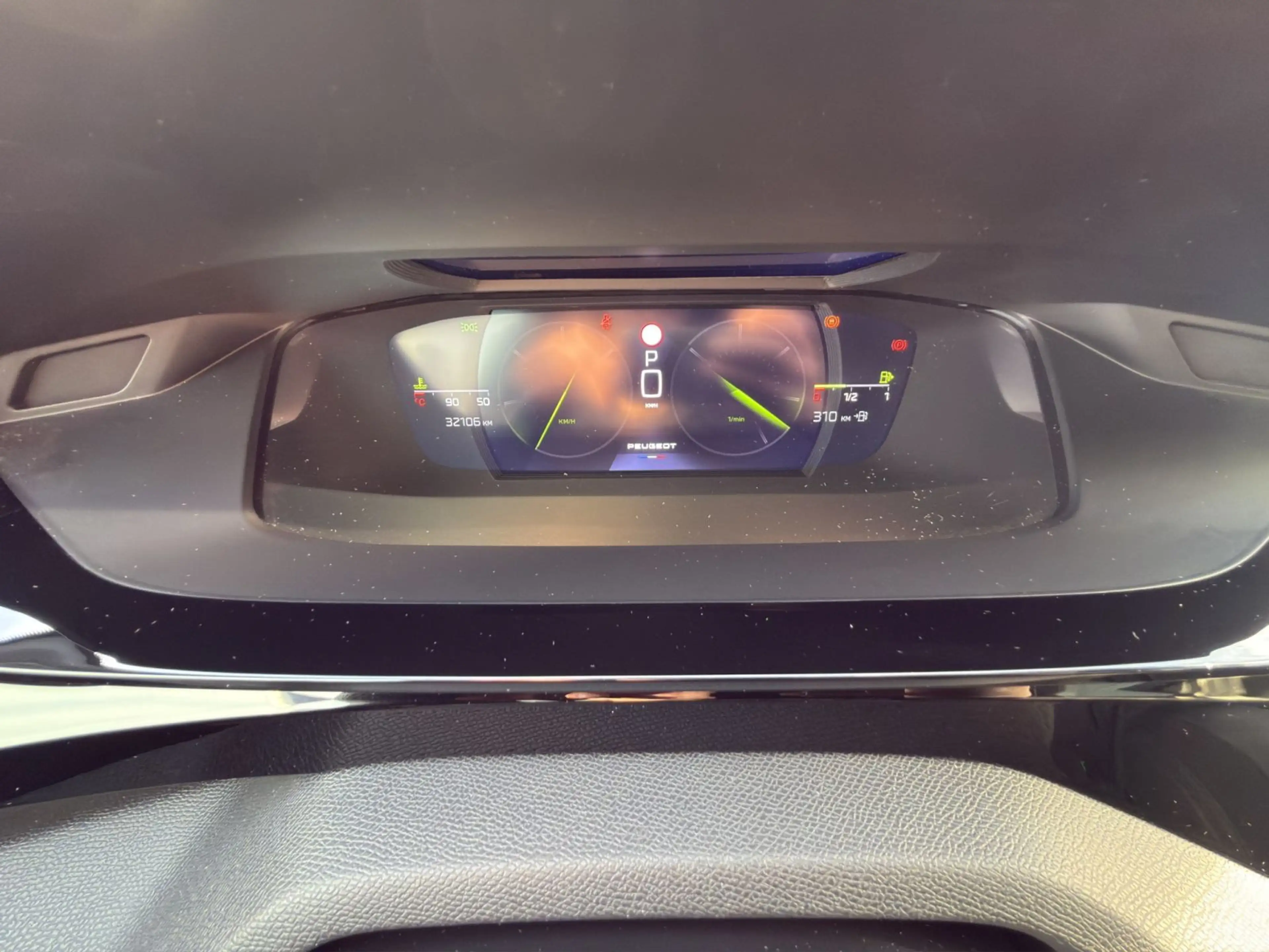 Peugeot 408 GT PUTE130 EAT8 — photo 11