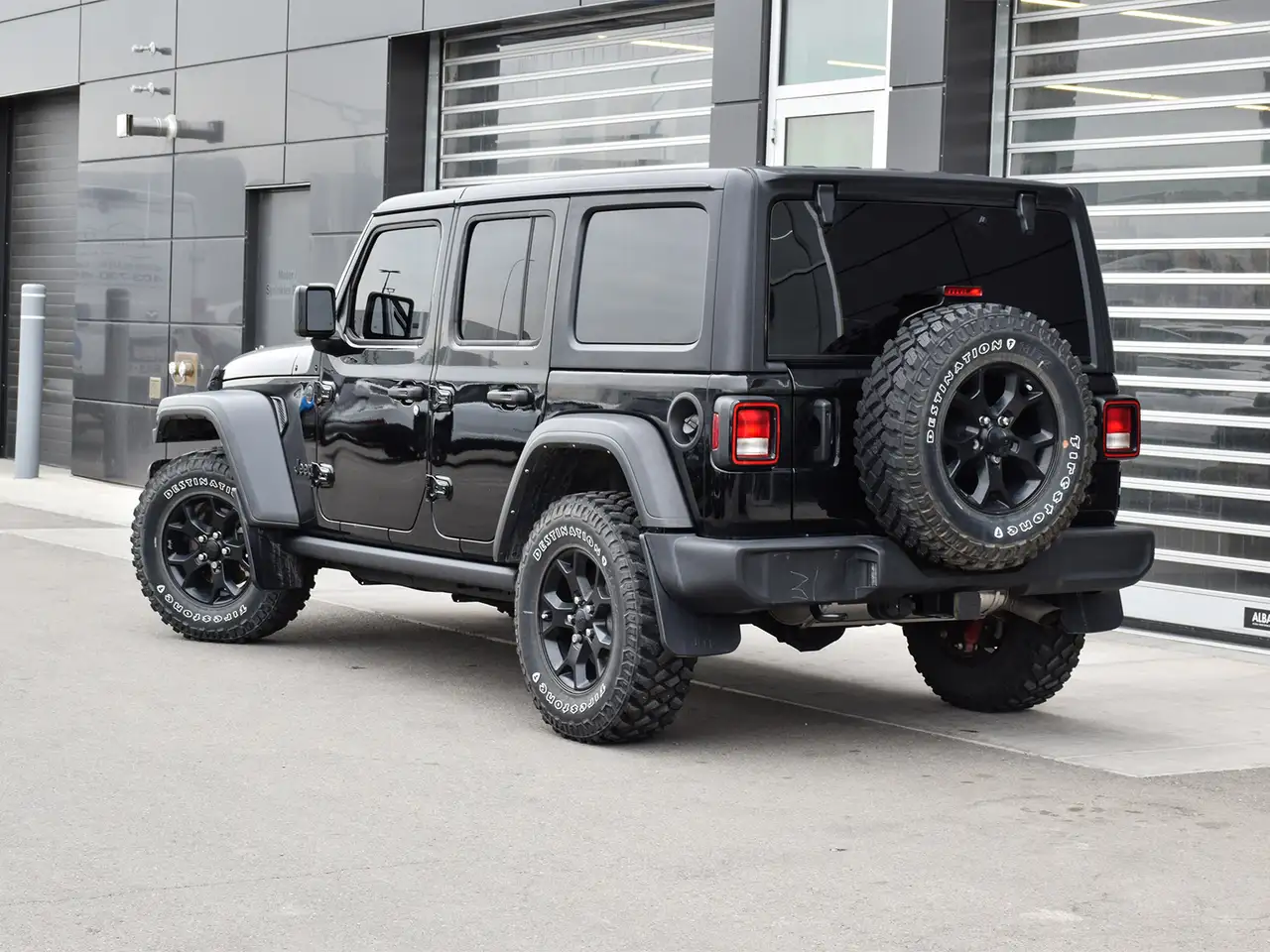 Jeep Wrangler снимка Jeep Wrangler