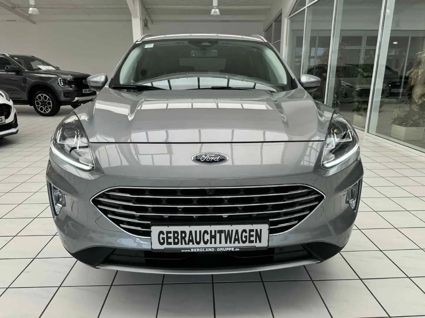 Ford Kuga Titanium *Navi*RFK*ACC*KeyFree*To. Winkel* Plateado - 2