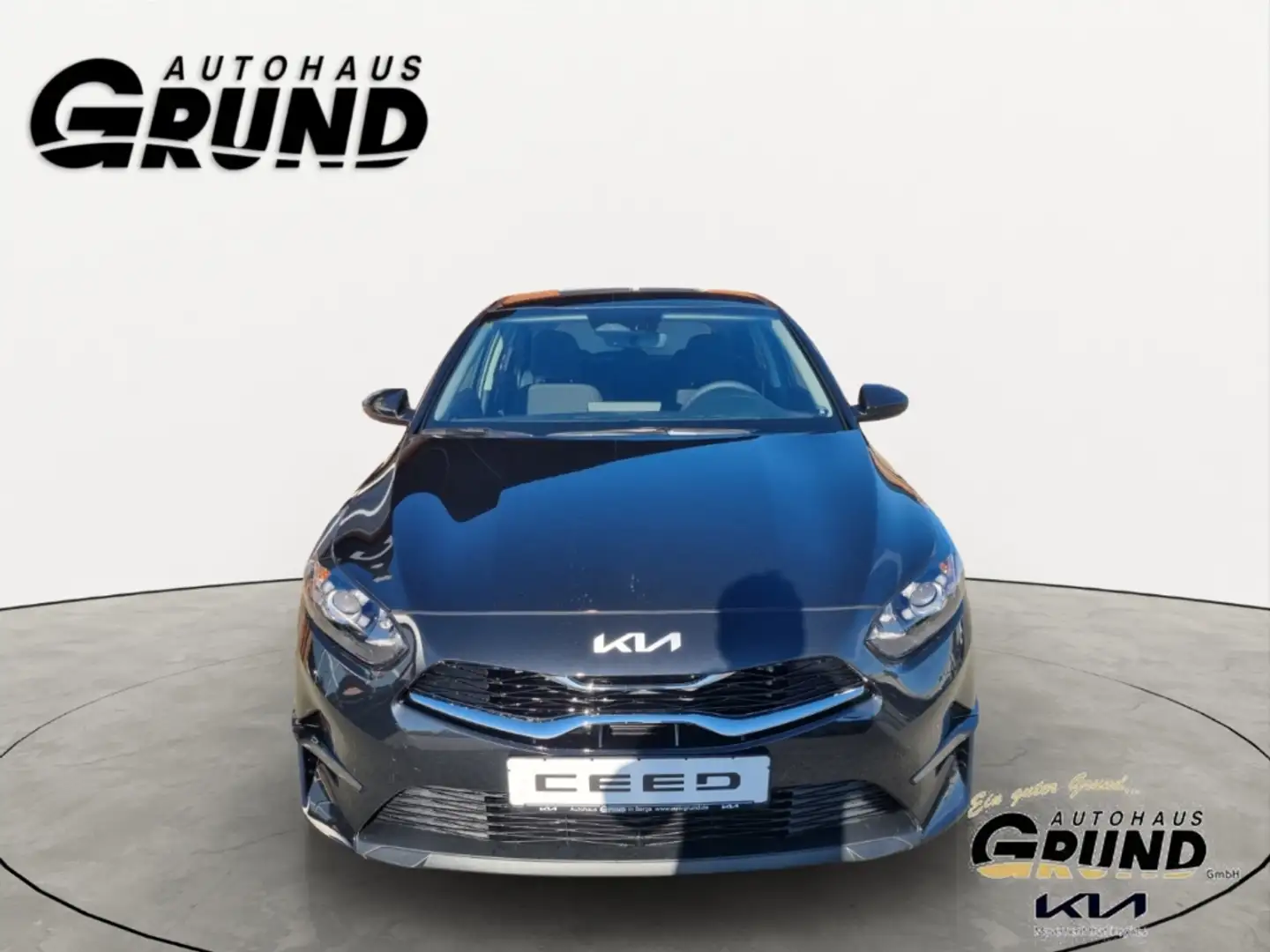 Kia Ceed / cee'd 1.5T VISION KOMFORT+ NAVI KLIMAAUTO Zwart - 2