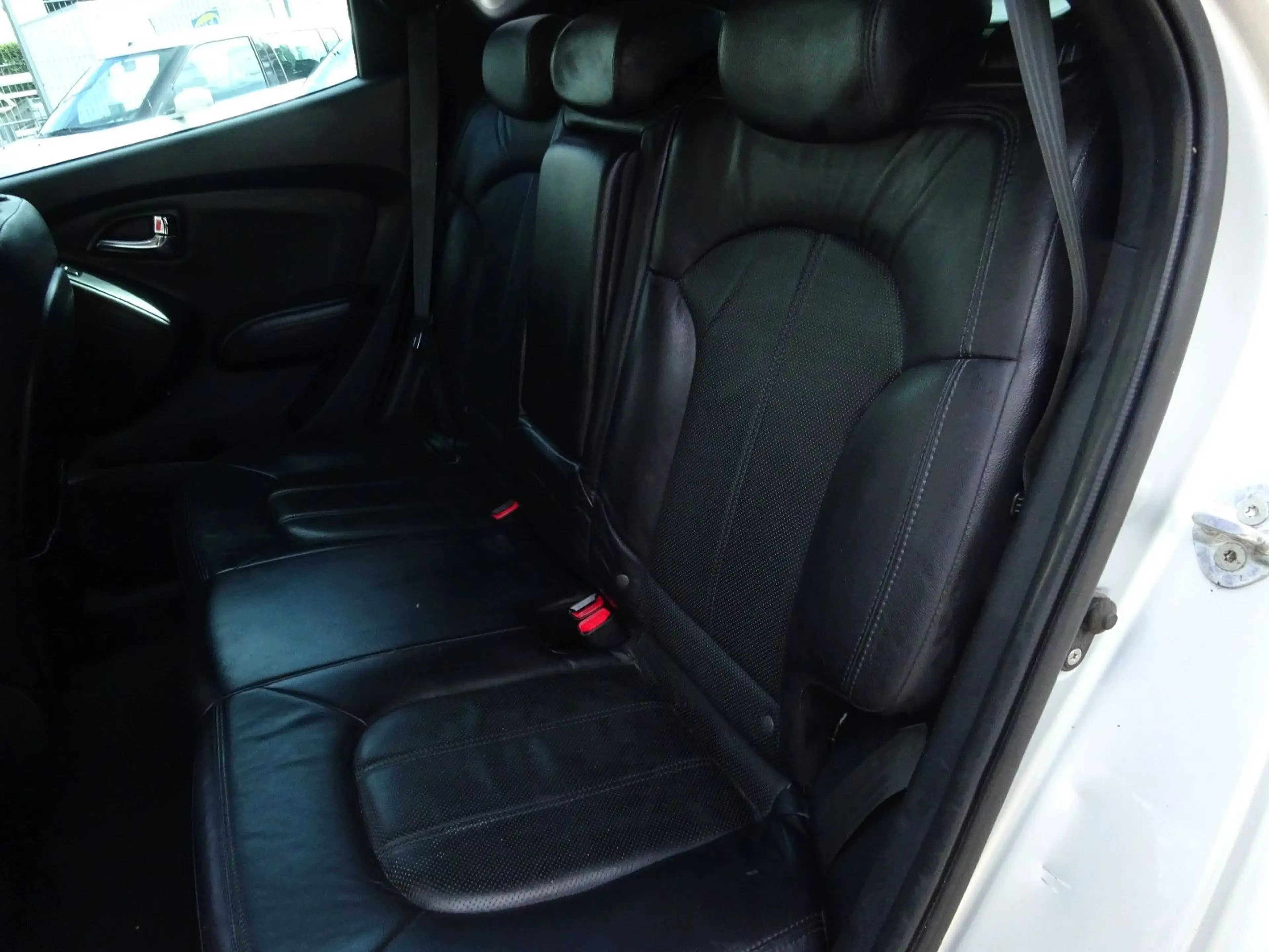 Hyundai iX35 Premium AWD / 1-Hand / SHZ / Leder / Klimaa — photo 10