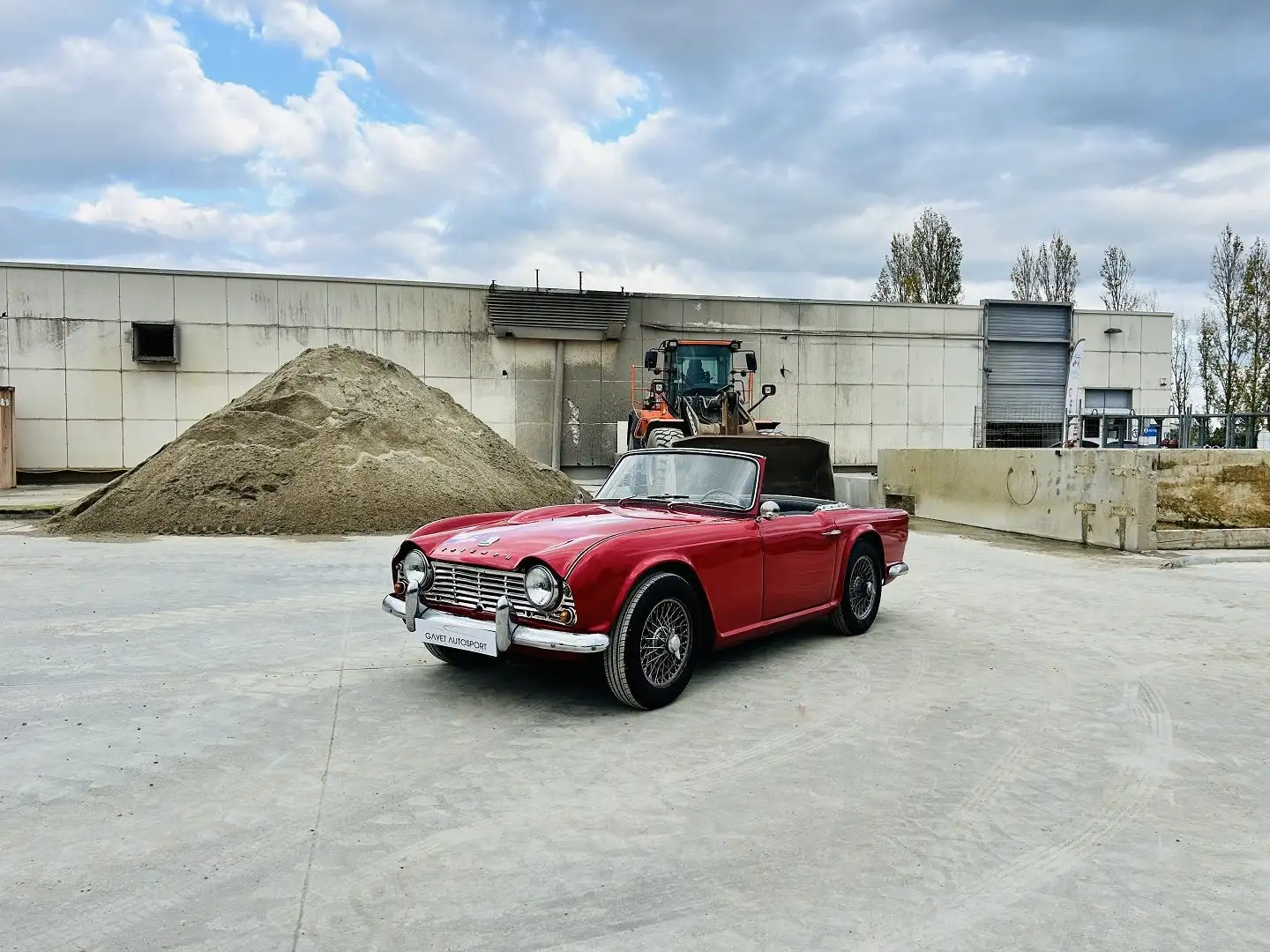 Triumph TR4 4 - 1
