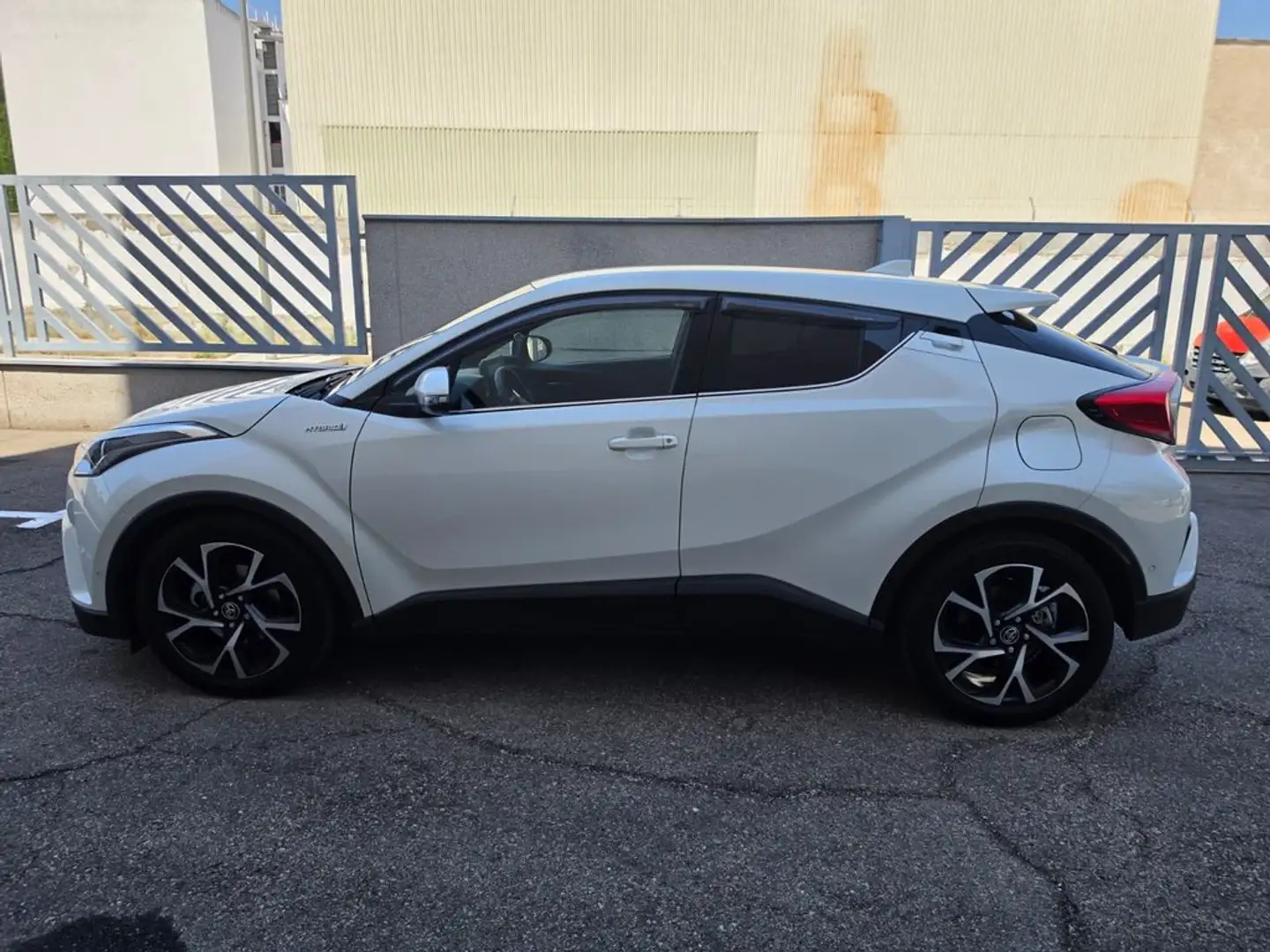 Toyota C-HR 125H Advance Blanco - 2