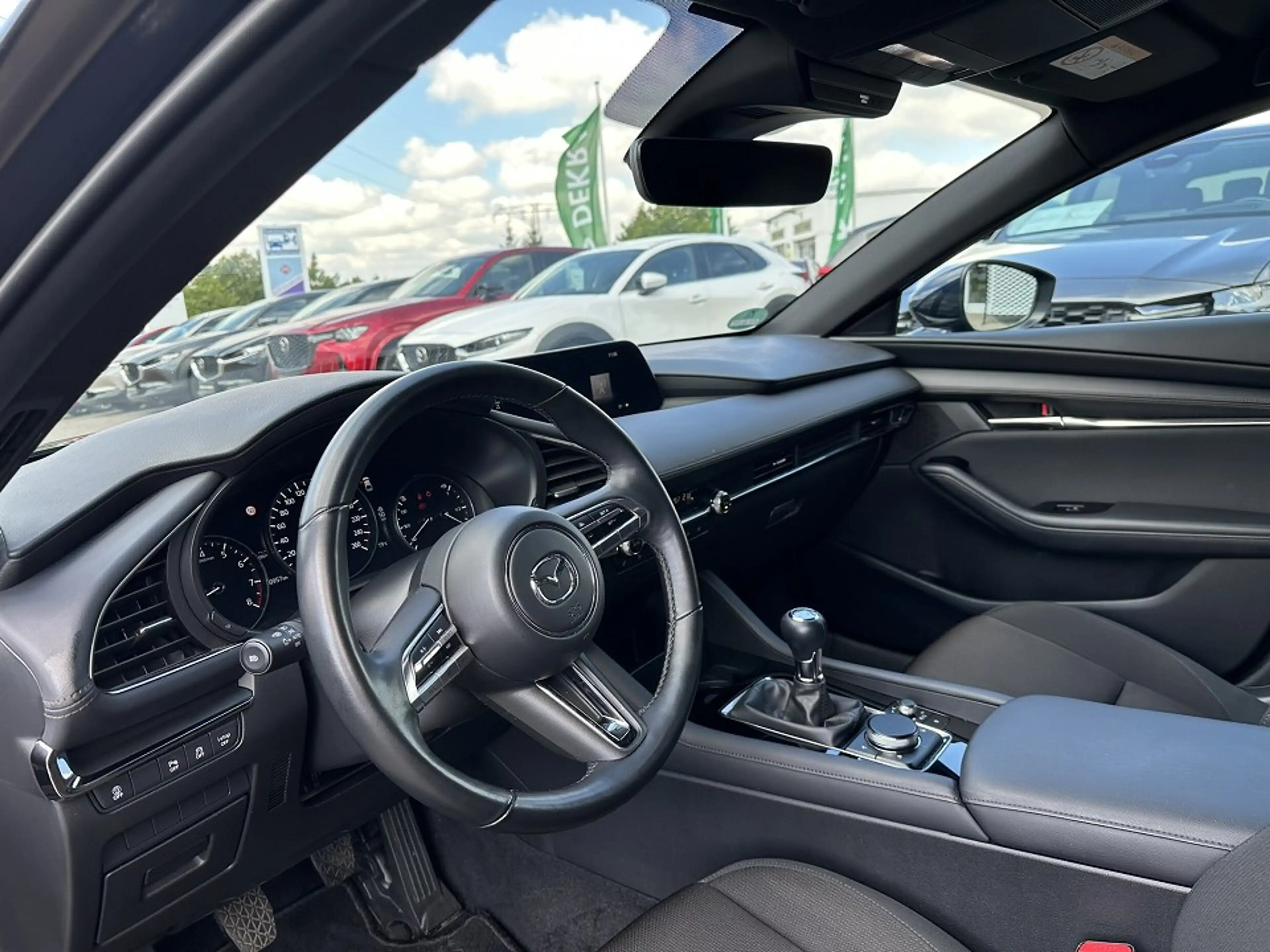 Mazda 3 S SKYACTIV-G 2.0 M Hybrid 6GS AL-SELECTION A18 DES — photo 11