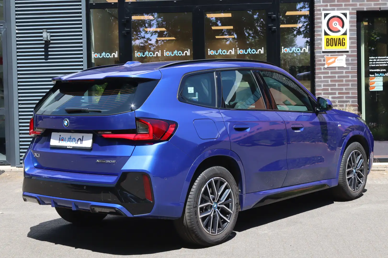 BMW X1 xDrive30e M-Sport Leder/360/Head-up/Keyless/HK/ACC Blauw - 2