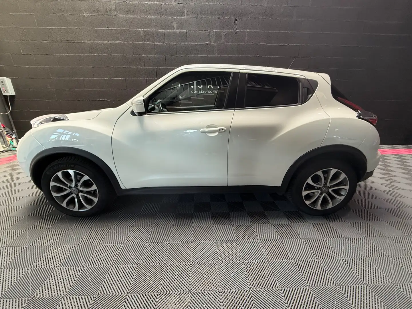 Nissan Juke Tekna CVT Weiß - 2