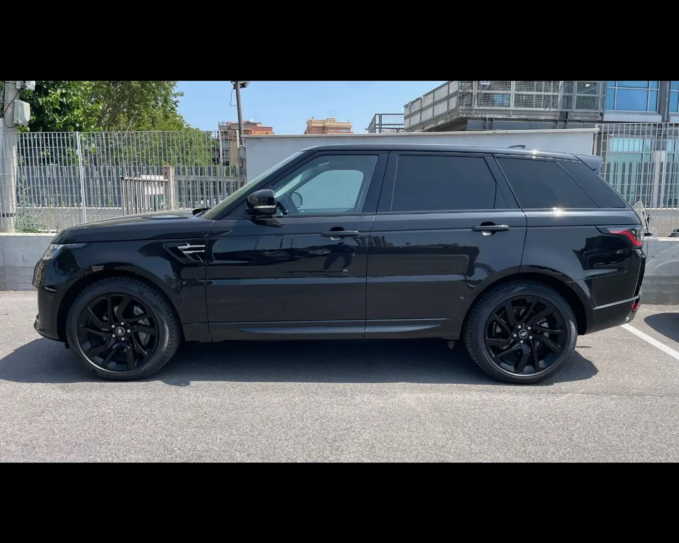 Land Rover Range Rover Sport - Range Rover Sport 3.0D l6 249 CV HSE Noir - 1