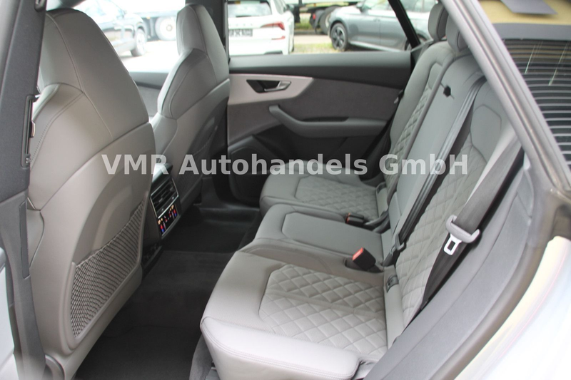 Audi Q8 3.0 TDI quattro S-line *AHK*4J.Gar.*23"* — photo 13