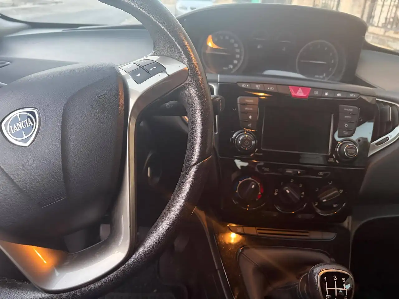 Lancia Y