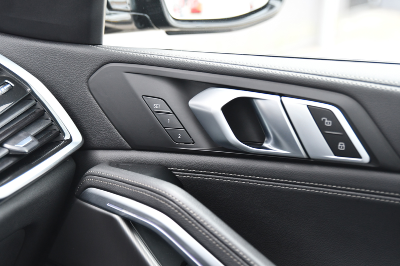 BMW X6 XDrive30d M-Sport, M-Seats, Pano, Laser, HUD, 360 — photo 25
