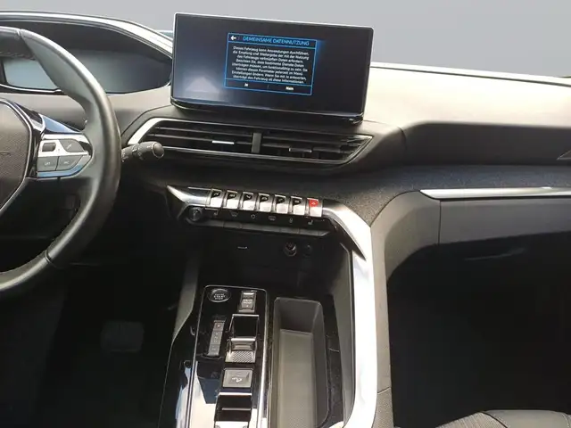 Peugeot 3008 view 13