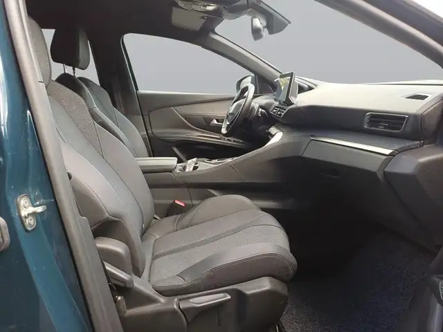 Peugeot 3008 view 12