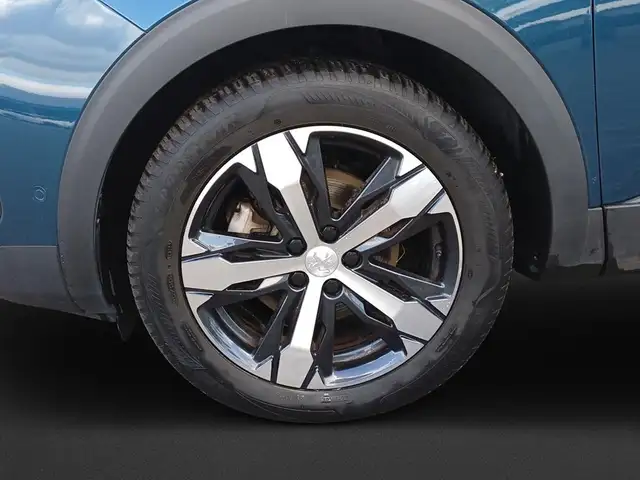 Peugeot 3008 view 9