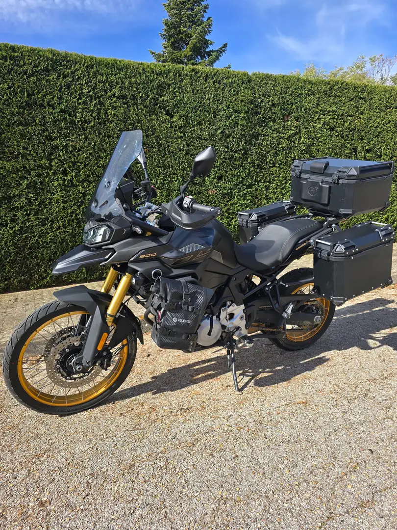 Voge 900 DSX Negro - 1