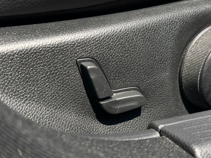 Mercedes-Benz C 200 CGI Avantgarde BlueEfficiency*PDC*SHZ* — photo 14