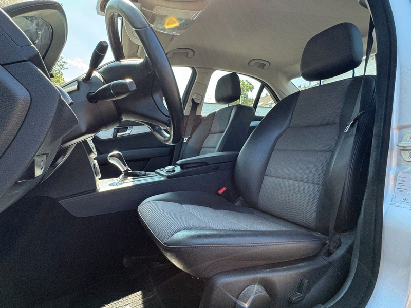 Mercedes-Benz C 200 CGI Avantgarde BlueEfficiency*PDC*SHZ* — photo 13