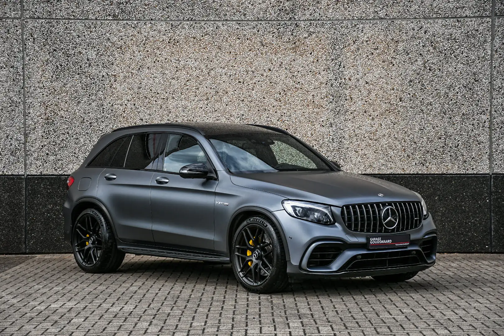Mercedes-Benz GLC 63 AMG S 4MATIC+ Edition one Grijs - 1