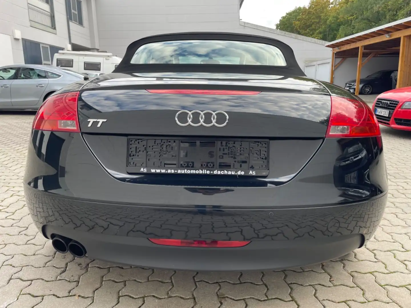 Audi TT Roadster 2.0 TFSI Cabrio 200 PS Schwarz - 2