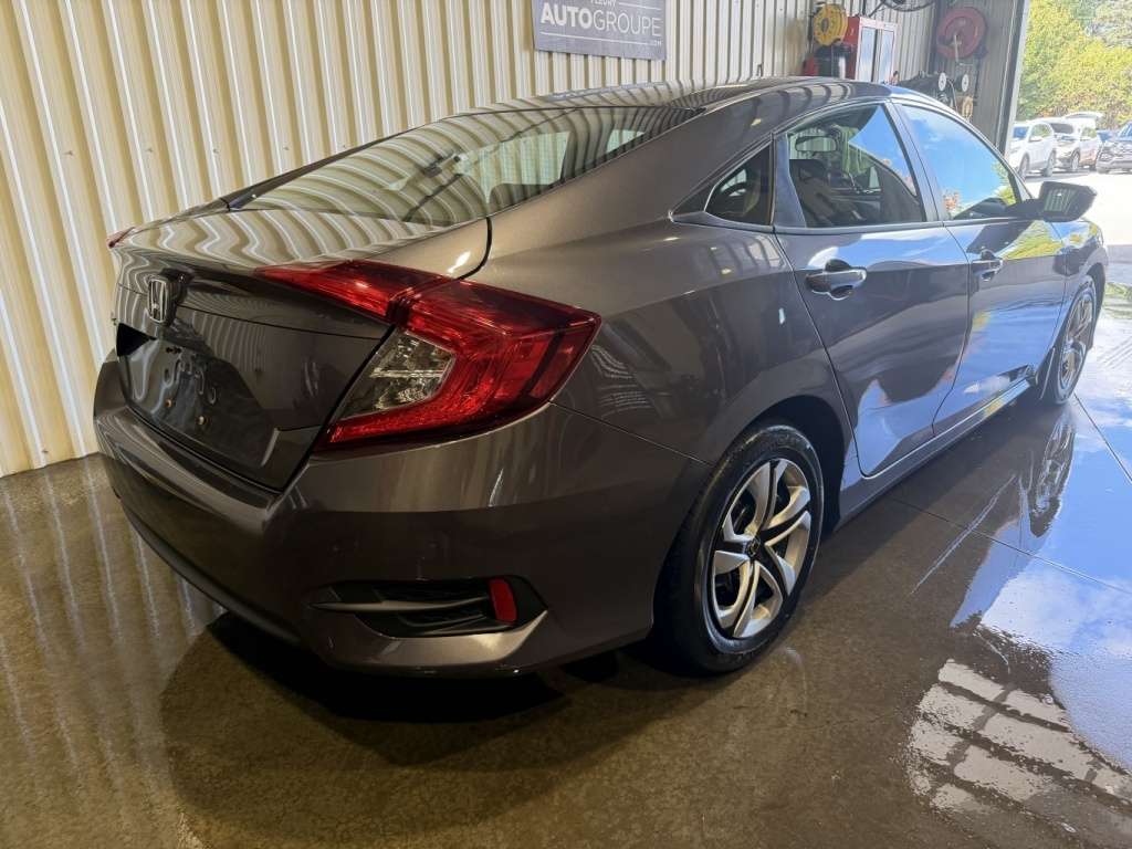2018 Honda Civic LX Auto A\C Cam — снимка 1