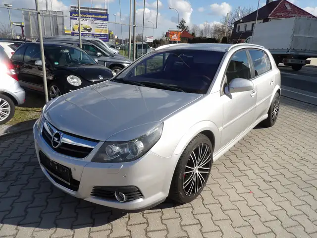 Opel Signum 2.2 Edition Klima Leder Sitzheiz. Alu. HU AU Neu