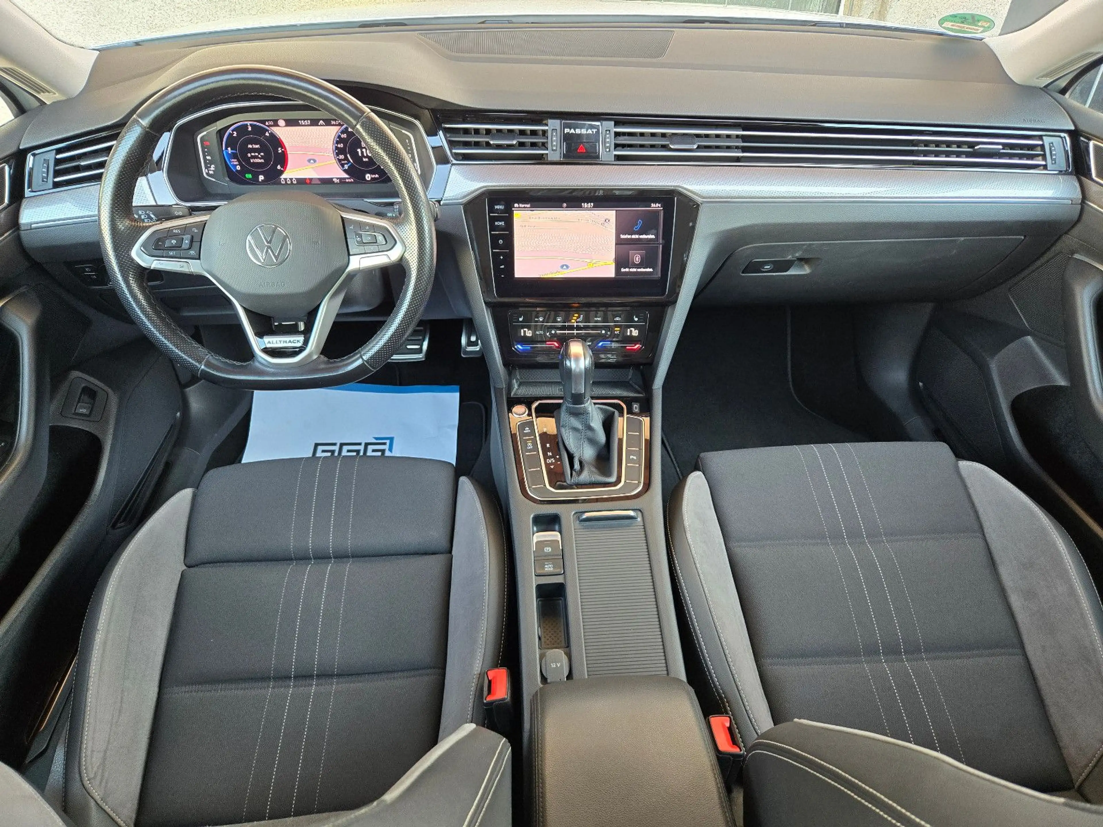 Volkswagen Passat Alltrack — photo 13