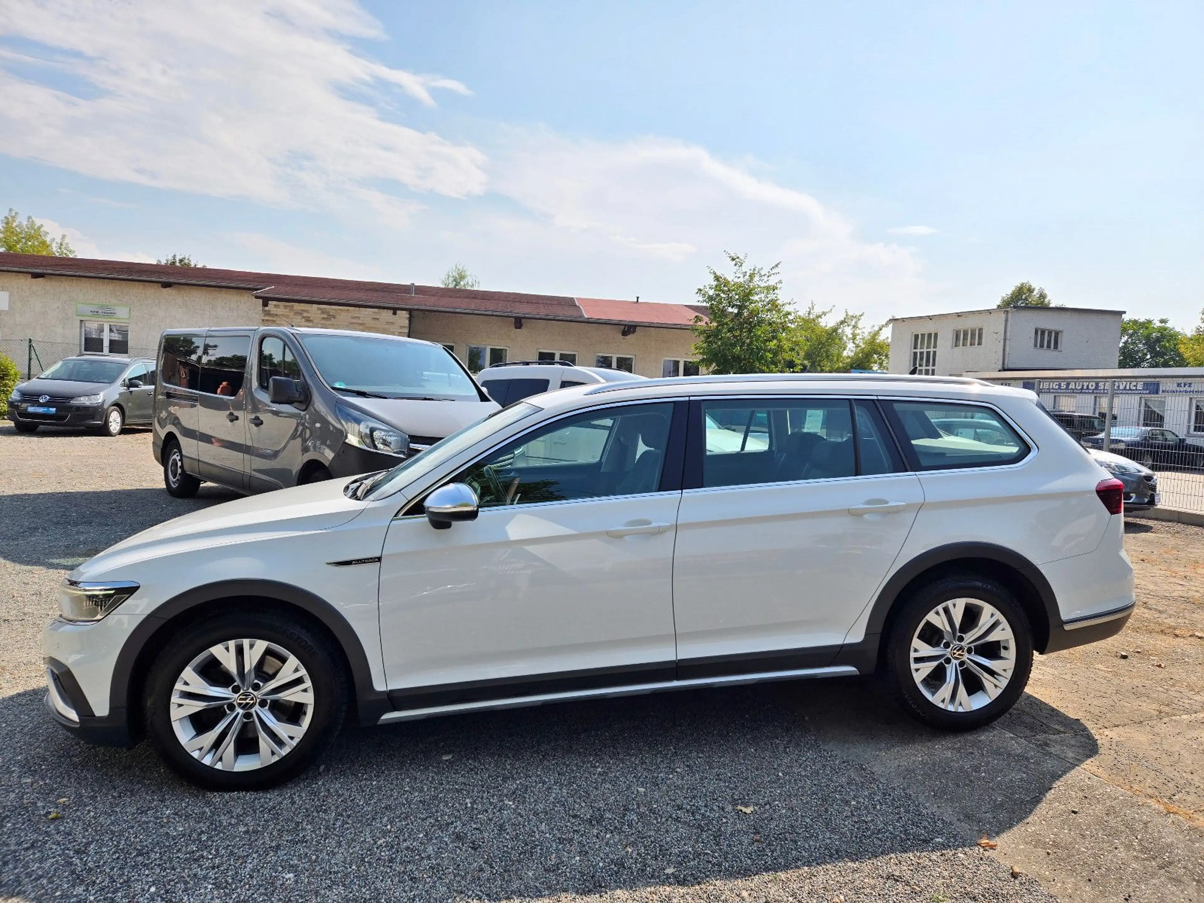 Volkswagen Passat Alltrack — photo 3