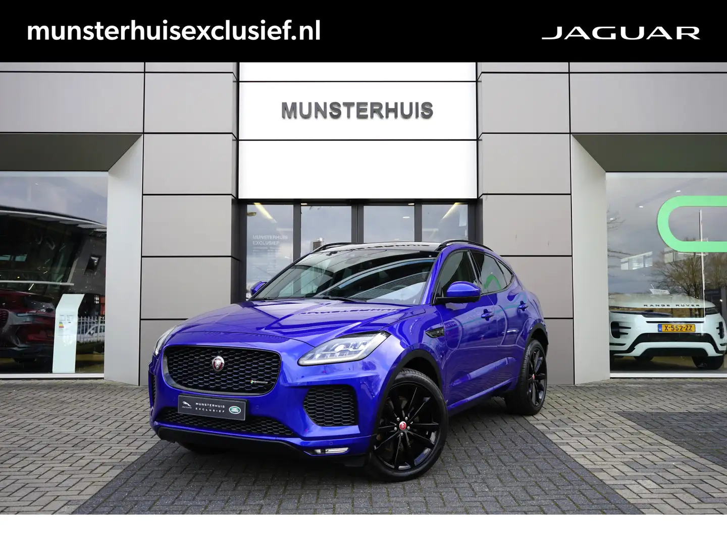 Jaguar E-Pace 2.0 P250 AWD R-Dynamic - Black Exterior Pack Blauw - 1