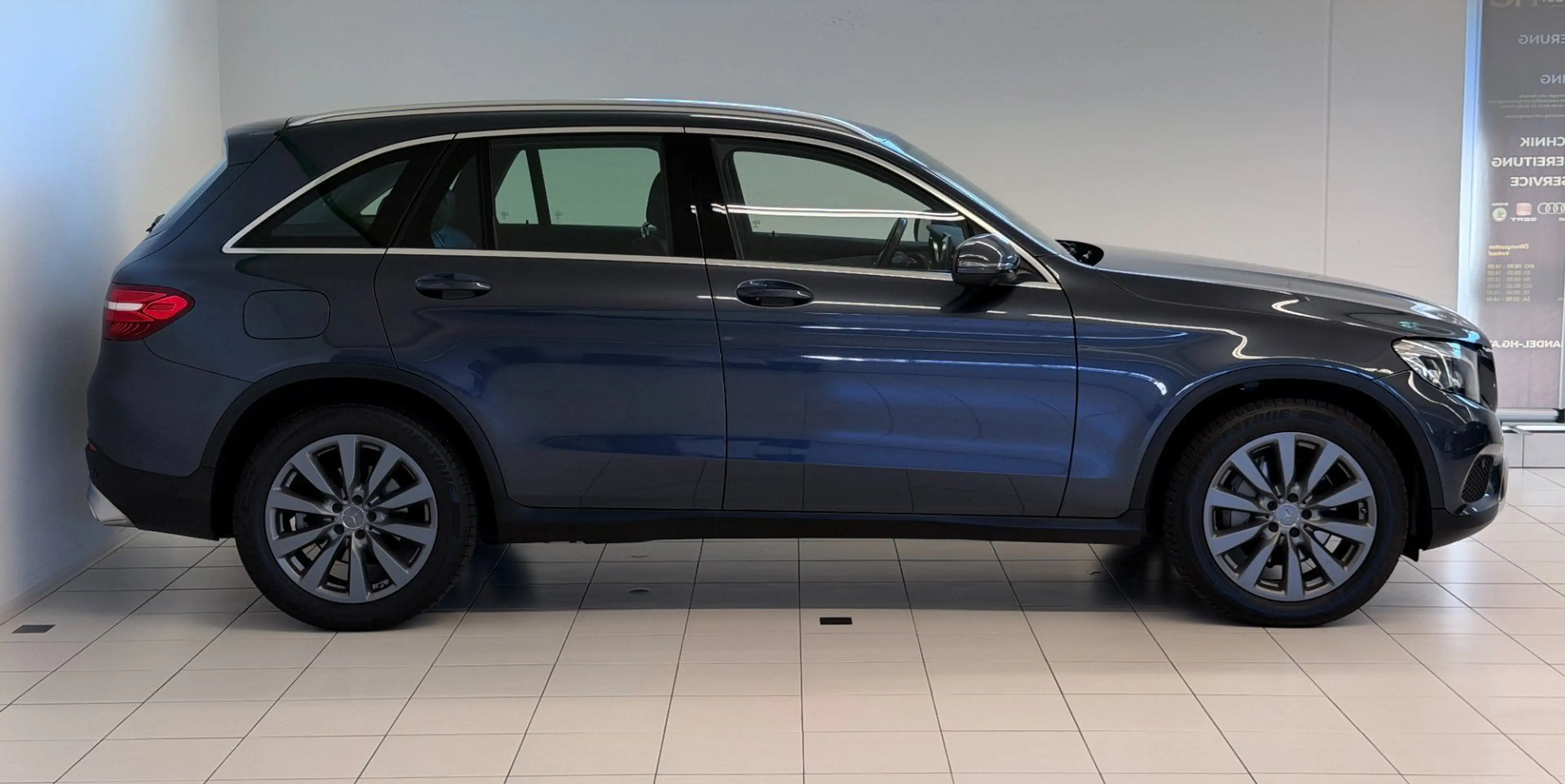 Mercedes-Benz GLC 220 GLC-Klasse GLC 220 d Exclusive 4Matic*AHK*LED*360 — photo 4