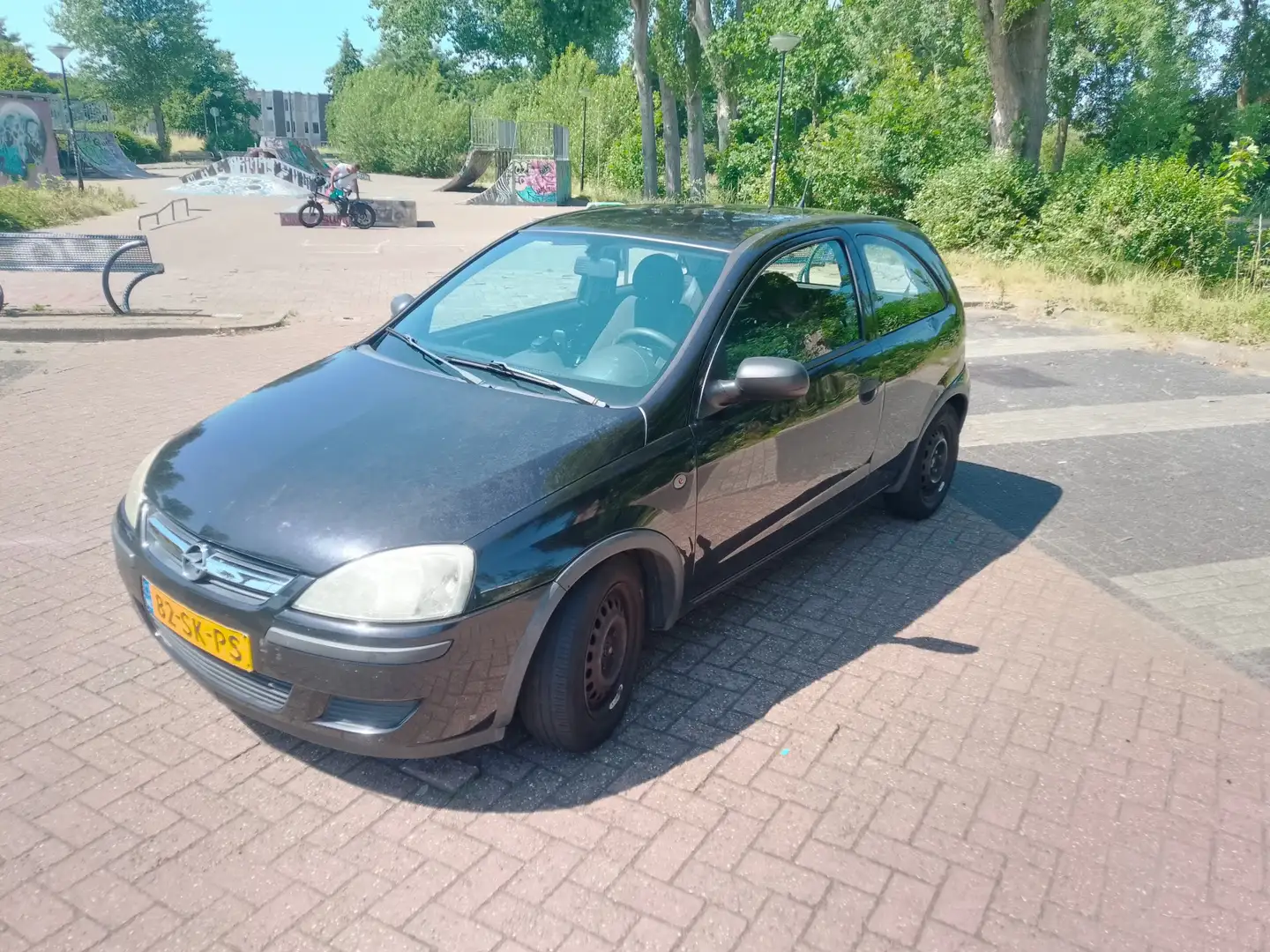 Opel Corsa 1.2 16V Edition - 1
