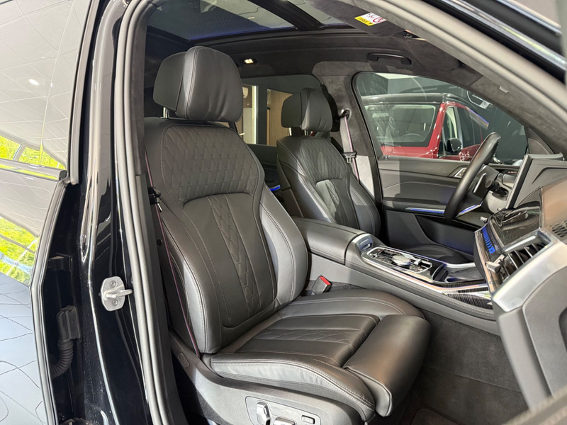 BMW X7 xDrive 40d*M-PAKET*SKY-LOUNGE*360*LUFT*HEADUP — photo 11