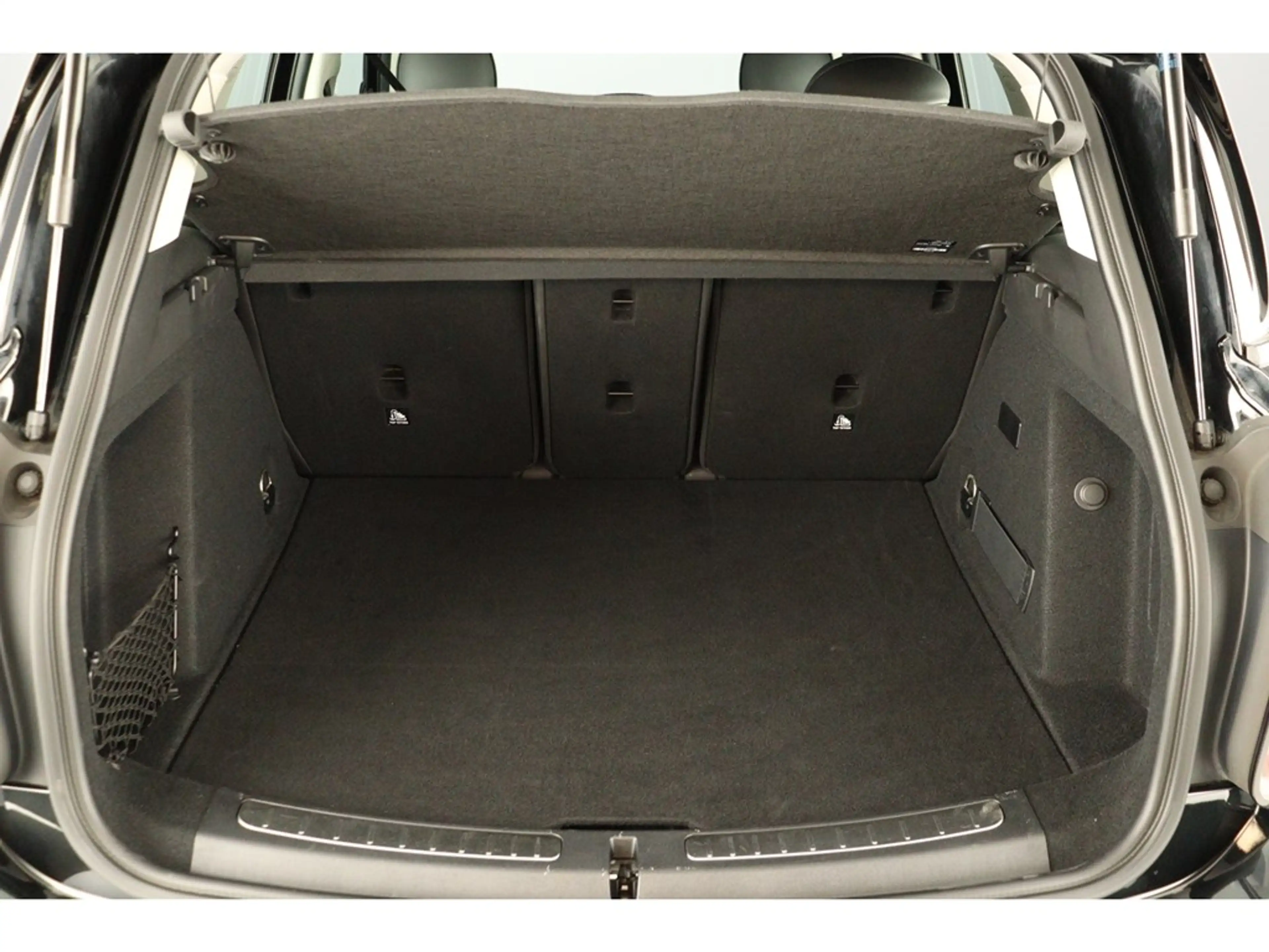 MINI Cooper SE Countryman ALL4 220pk Classic Trim — photo 14