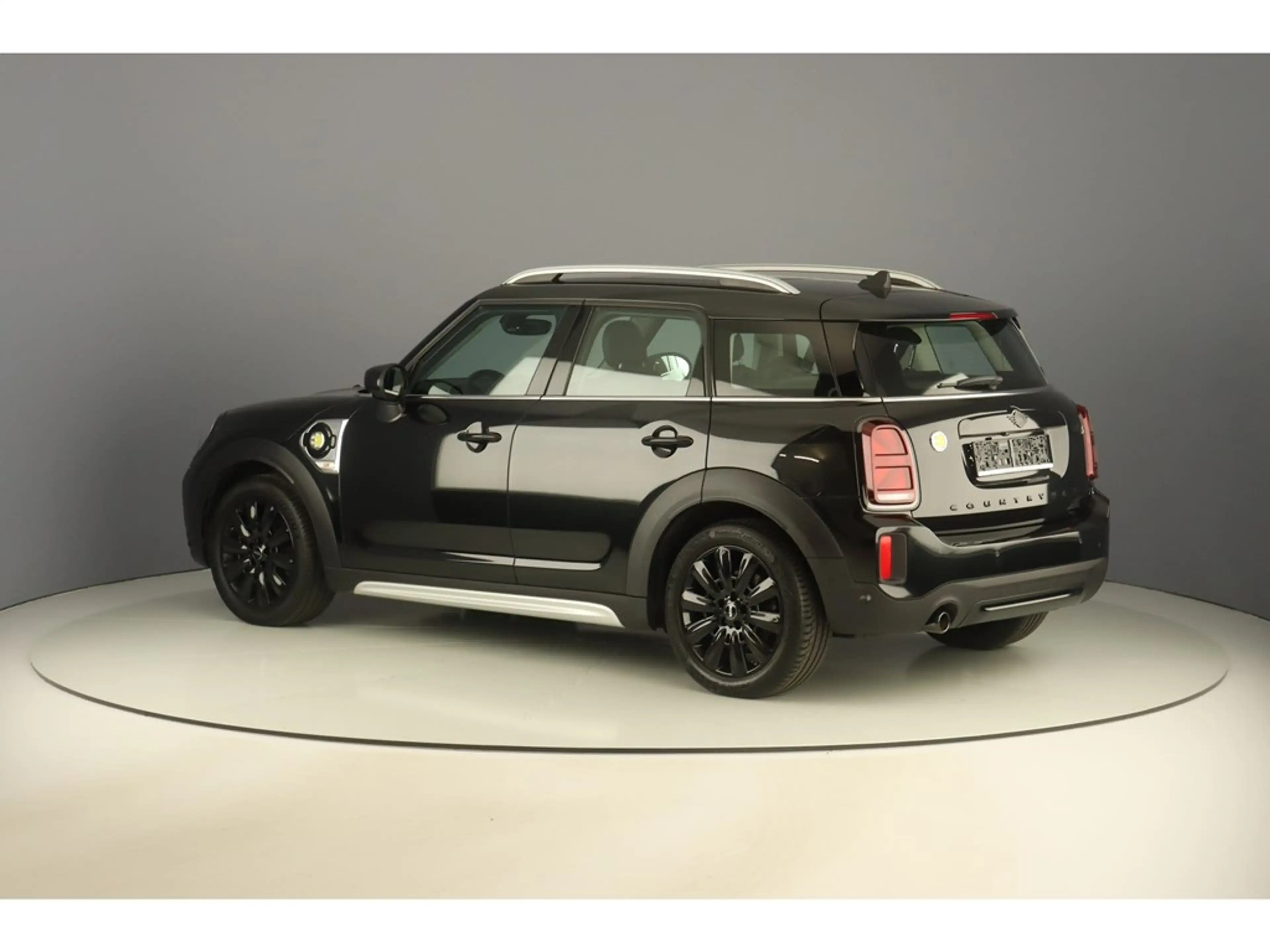 MINI Cooper SE Countryman ALL4 220pk Classic Trim — photo 3