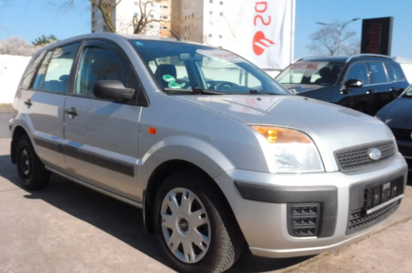 Ford Fusion Fun X+KLIMA+ALLWETTERREIFEN+ Silber - 1