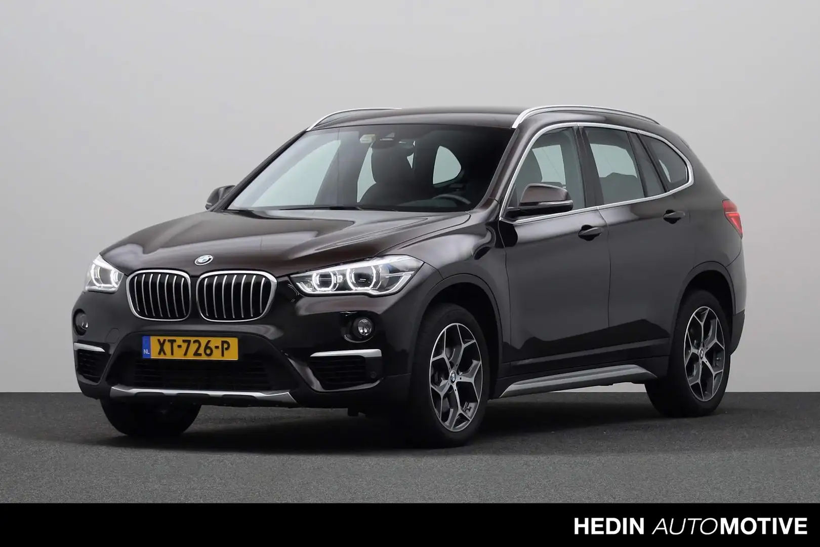 BMW X1 sDrive20i Orange Edition III | xLine | Achteruitri Braun - 1