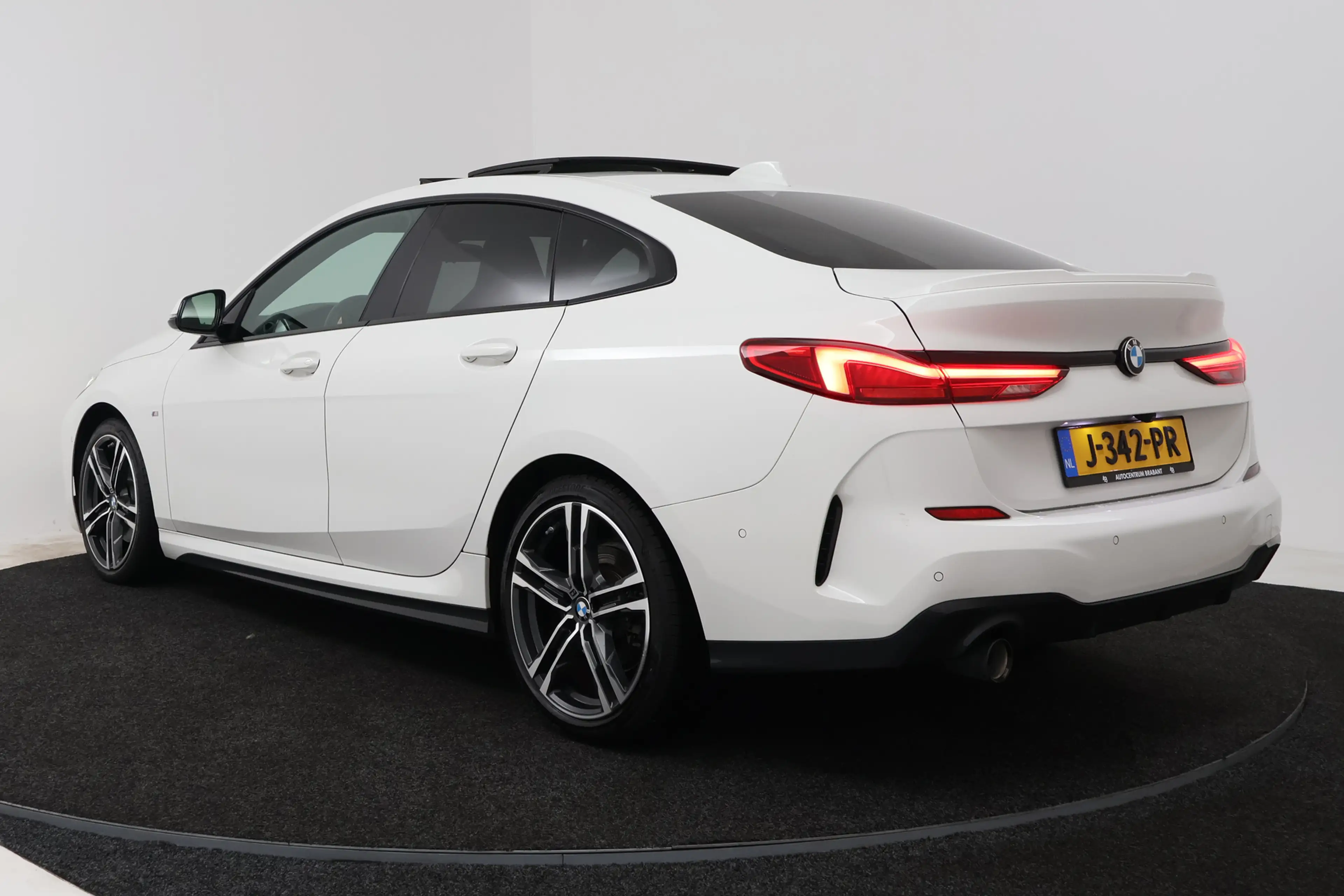 BMW 218 2-serie Gran Coupé 218i High Executive (PANORAMADA — photo 5