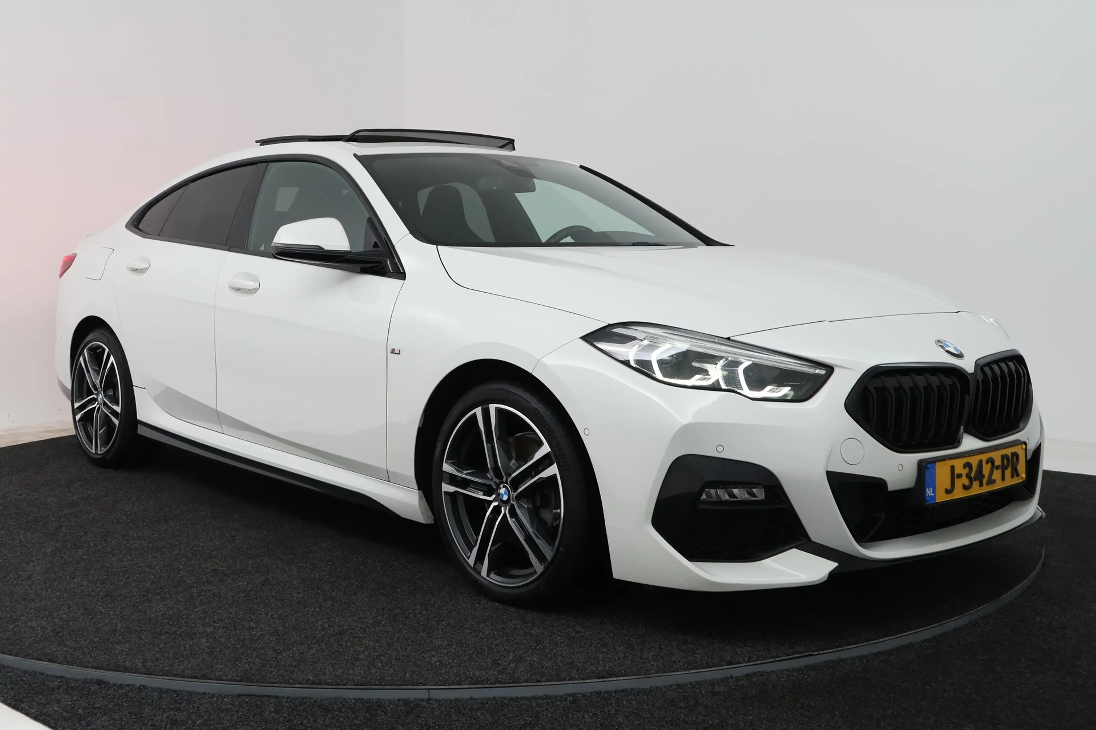 BMW 218 2-serie Gran Coupé 218i High Executive (PANORAMADA — photo 21