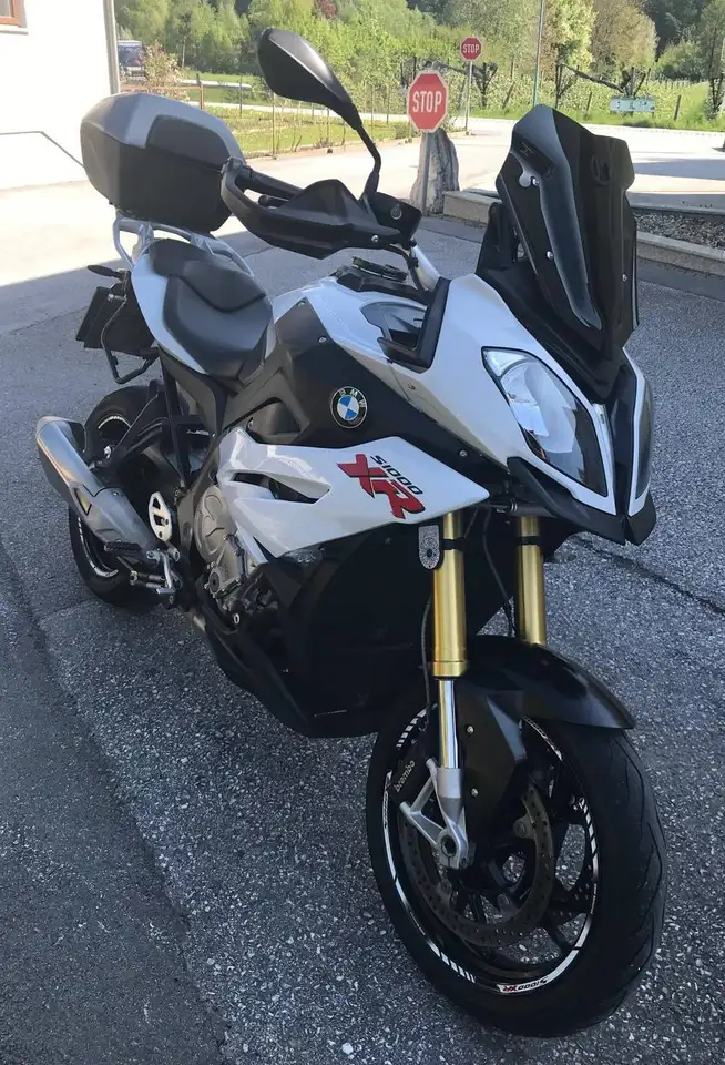 BMW S 1000 XR