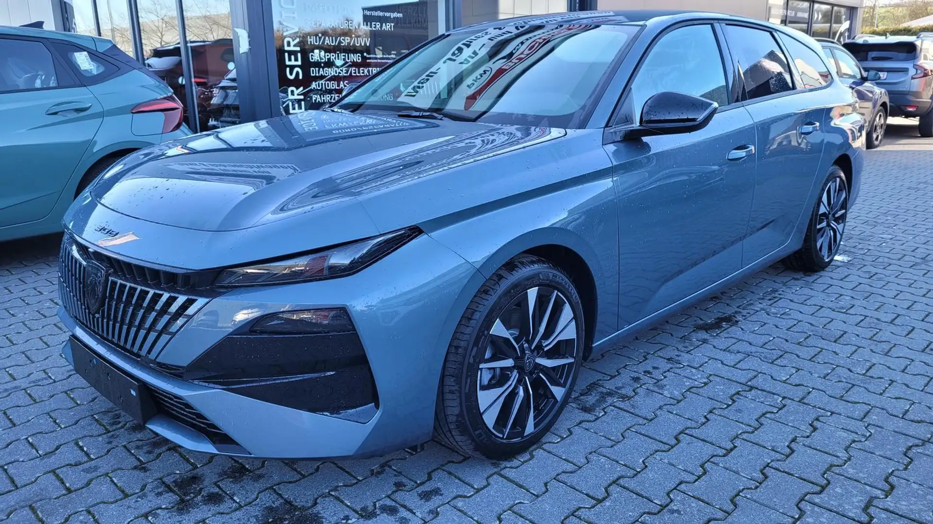 Peugeot 308 SW Hybrid 145 Allure FL*LED*Navi*Shzg*PDC*Cam*A... Blau - 1