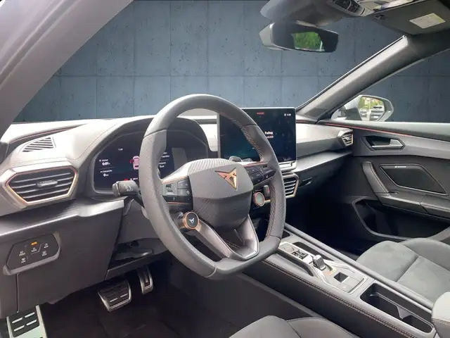 Cupra Formentor view 9