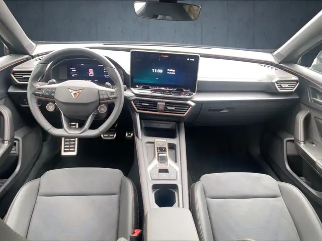Cupra Formentor view 11